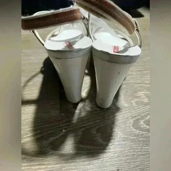 Parada white wedges Sz 8 - Picture 4 of 9